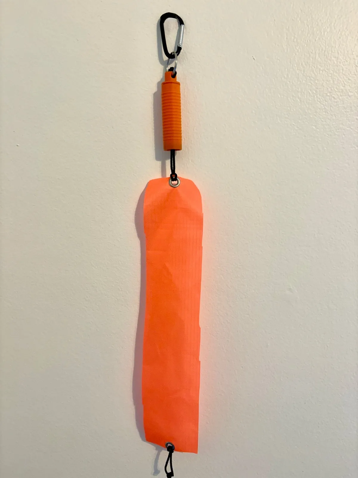 SecuFlag Trainer deployed, showing the blank orange flag with no lettering